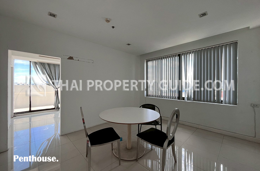 Apartment in Bangnatrad 